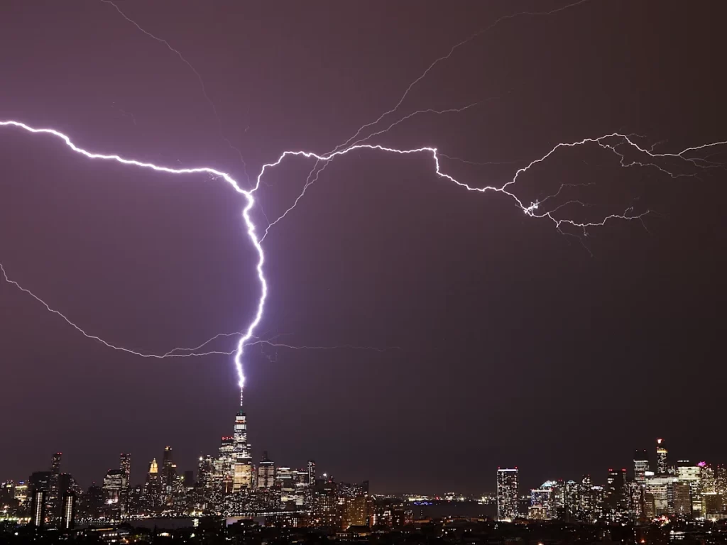 Yıldırım korunma sistemi: paratoner