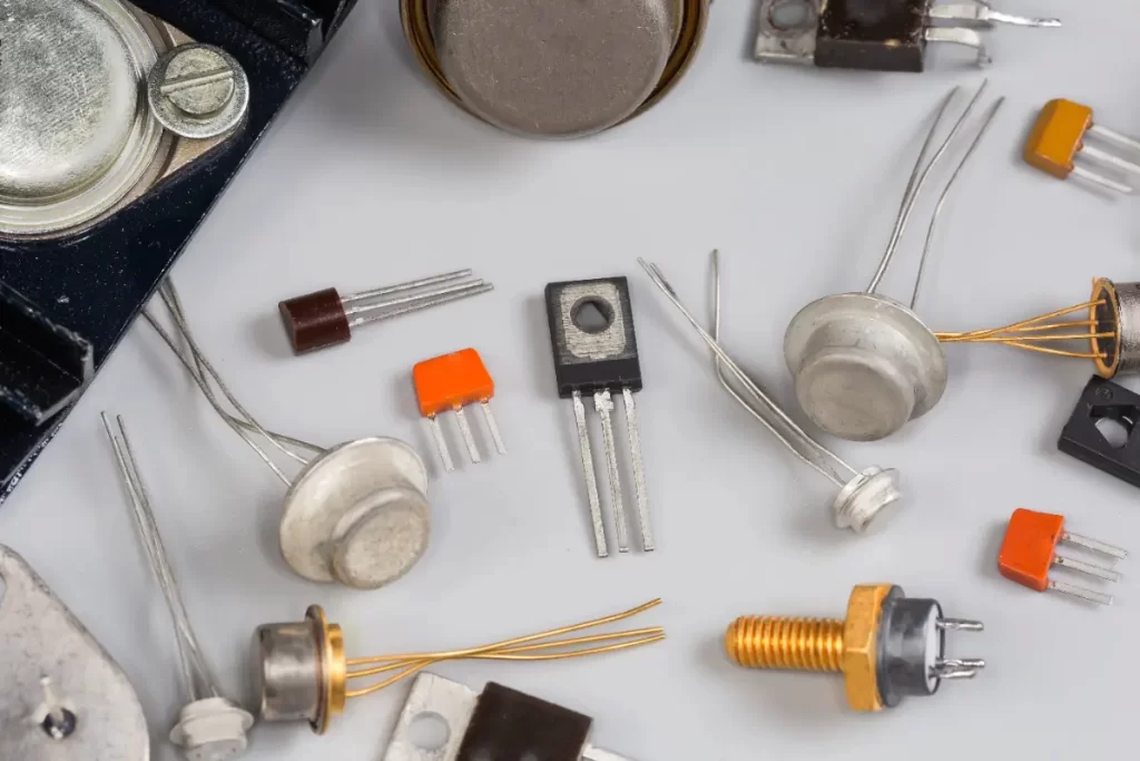 Transistör nedir?